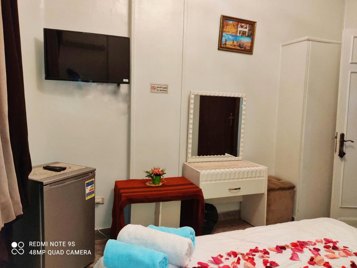 Abdeen Palace Hostel カイロ エクステリア 写真