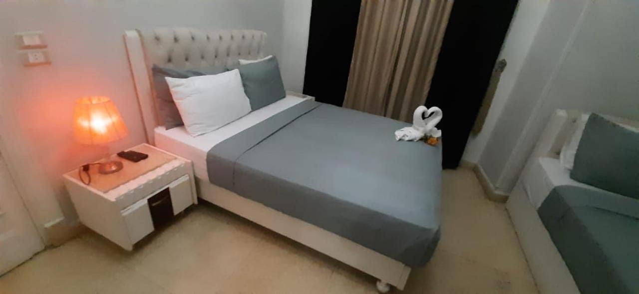 Abdeen Palace Hostel カイロ エクステリア 写真